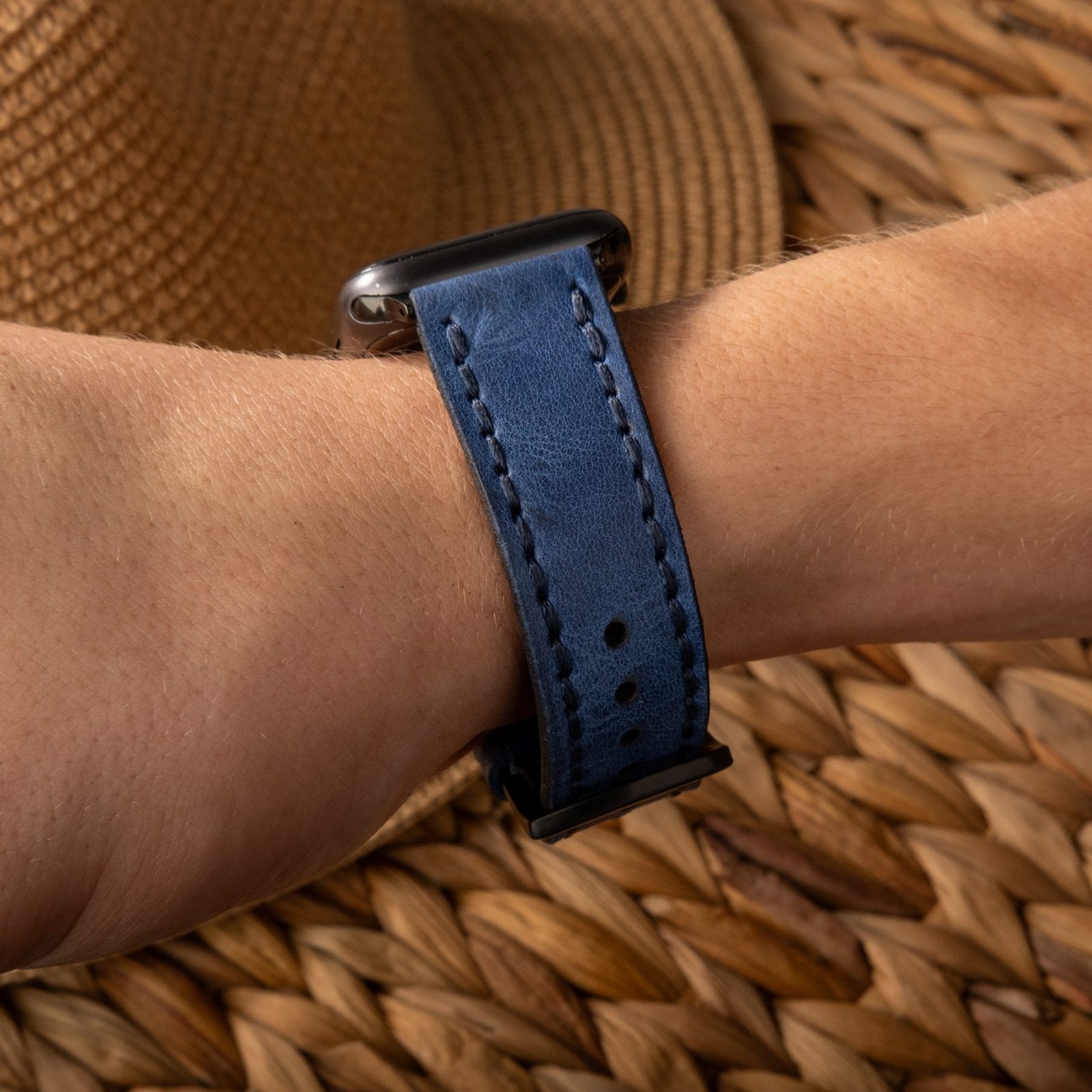 Çift Katlı Deri Apple Watch Kayışı - Mavi el yapımı hakiki deri - DeryCraft