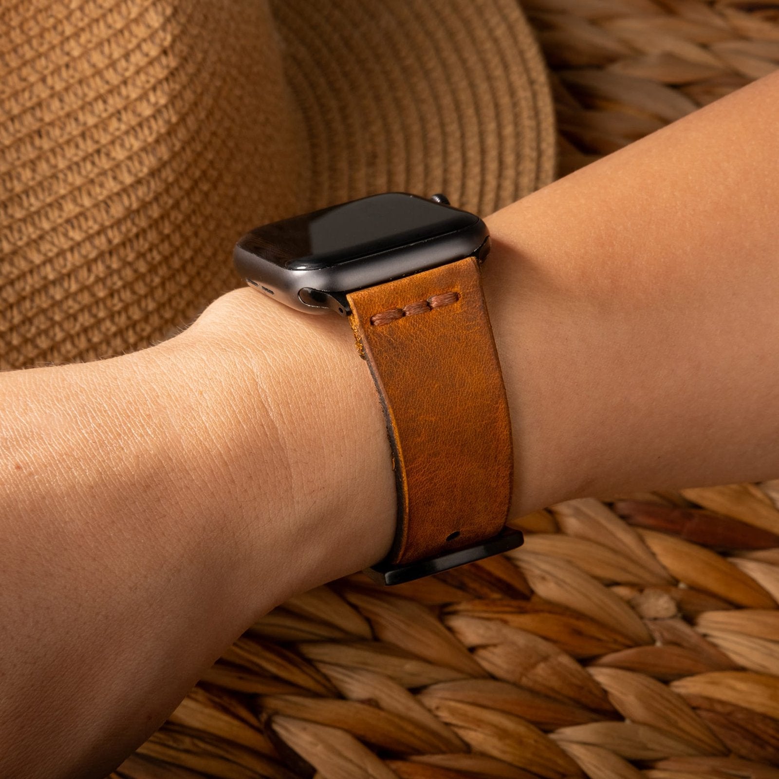 Tek Katlı Deri Apple Watch Kayışı - Cat el yapımı hakiki deri - DeryCraft